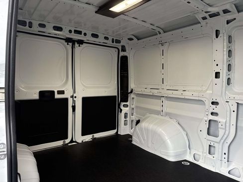 New 2026 RAM ProMaster 1500 w/ Convenience Group FWD image 30