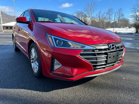 Used 2020 Hyundai Elantra SEL image 1
