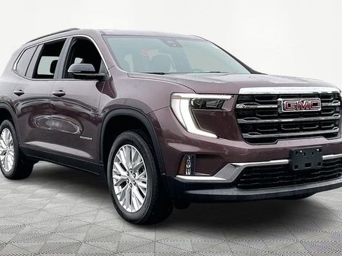 Used 2024 GMC Acadia Elevation w/ Luxury Package image 1