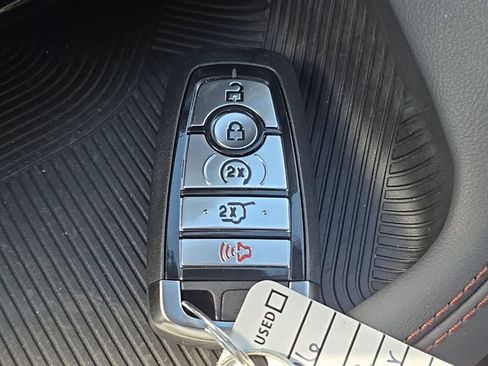 New 2026 Ford Explorer Active w/ Active Comfort Package image 6