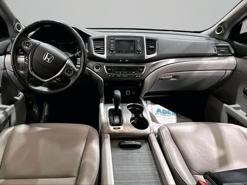 Used 2019 Honda Ridgeline RTL image 16
