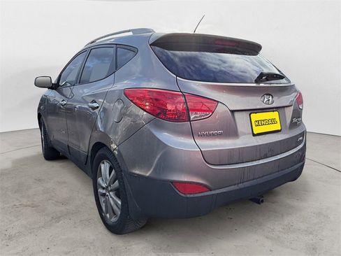Used 2011 Hyundai Tucson Limited image 2