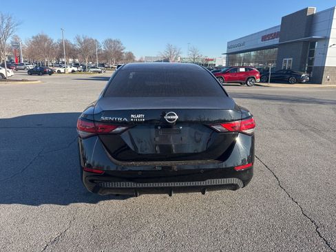 Used 2025 Nissan Sentra S image 6