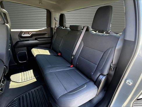 Used 2024 Chevrolet Silverado 1500 LT AWD/4WD image 15