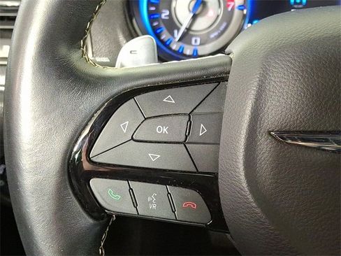 Used 2016 Chrysler 300 S image 21