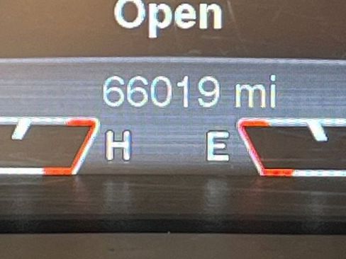 Used 2016 Jeep Cherokee Trailhawk w/ Comfort/Convenience Group image 4