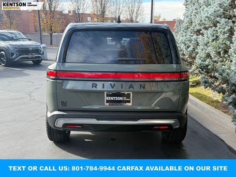 Used 2022 Rivian R1S Launch Edition image 7
