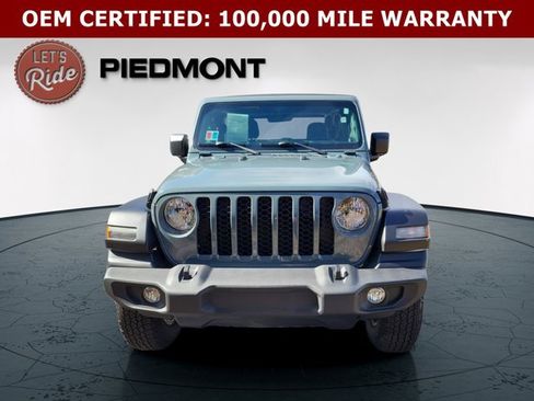 Used 2024 Jeep Wrangler Sport AWD/4WD image 4
