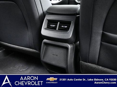 New 2026 Chevrolet Equinox EV LT image 13