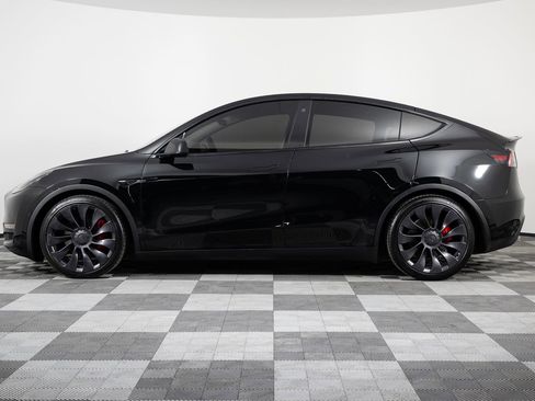 Used 2021 Tesla Model Y Performance image 3