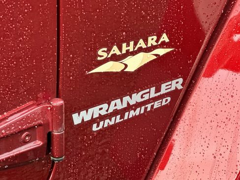 Used 2009 Jeep Wrangler Unlimited Sahara w/ Mopar Chrome Edition Group image 21