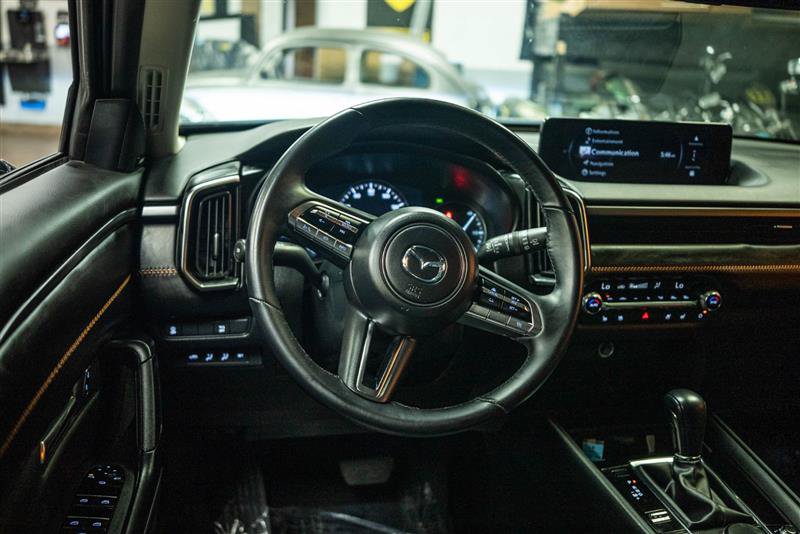 Used 2025 MAZDA CX-50 AWD 2.5 S w/ Premium Plus Pkg image 16