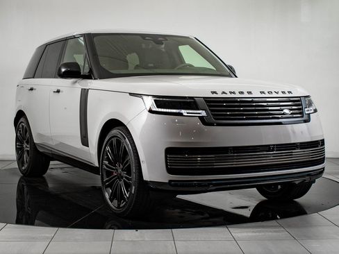 New 2026 Land Rover Range Rover SV image 12