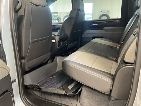 Certified 2026 Chevrolet Silverado 2500 ZR2 AWD/4WD image 33