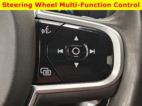 Used 2019 Volvo S60 T5 R-Design image 31