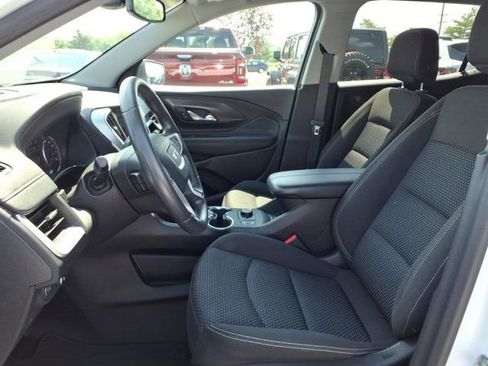 Used 2023 GMC Terrain SLE w/ Driver Convenience Package AWD/4WD image 25