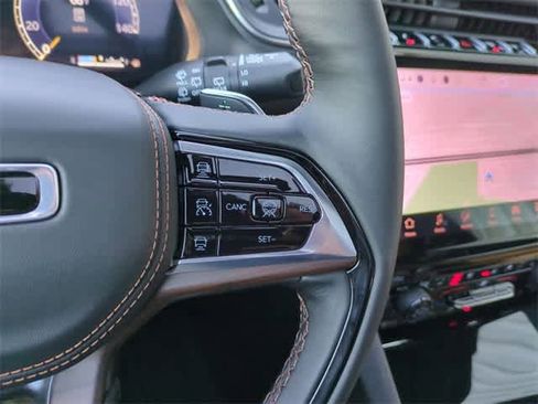 New 2025 Jeep Grand Cherokee Summit image 26