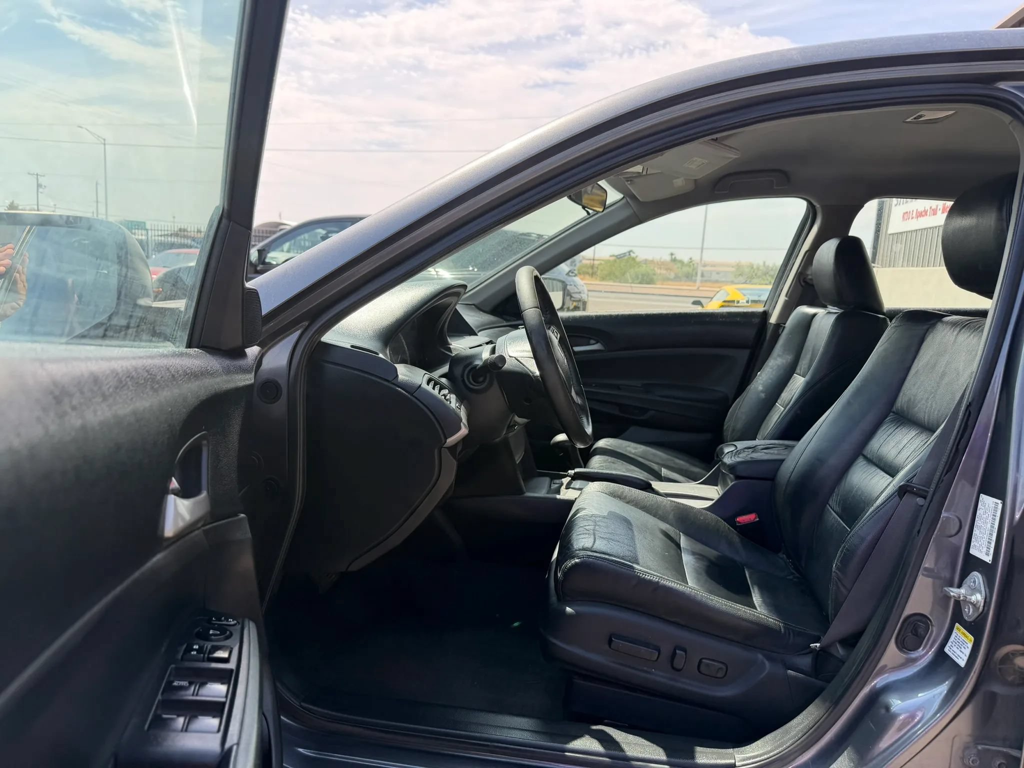 Used 2011 Honda Accord SE image 16