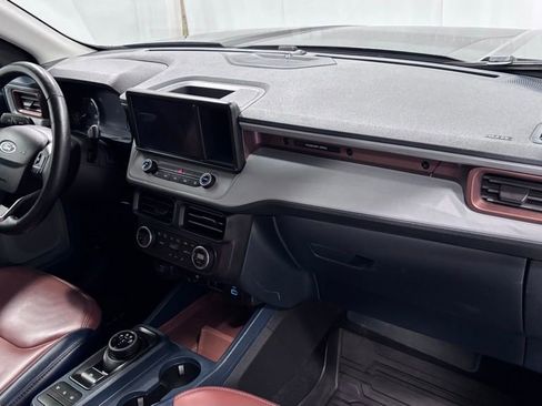 Used 2022 Ford Maverick Lariat w/ Lariat Luxury Package image 16