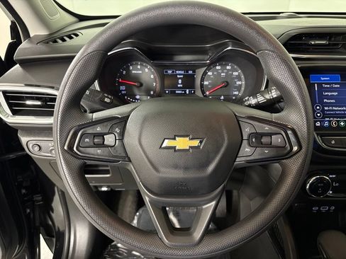 Certified 2023 Chevrolet TrailBlazer LT w/ Convenience Package FWD image 22