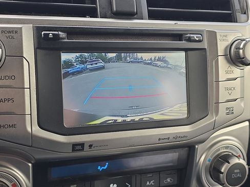 Used 2016 Toyota 4Runner Limited image 29