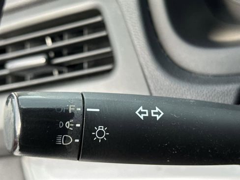 Used 2015 Honda CR-V LX image 19