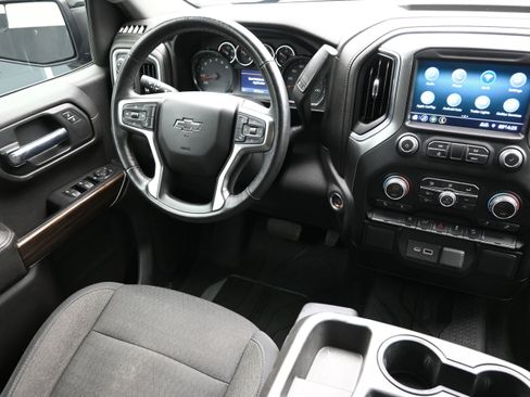 Used 2019 Chevrolet Silverado 1500 LT Trail Boss w/ Convenience Package AWD/4WD image 24