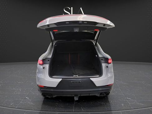 Used 2021 Porsche Cayenne Coupe AWD/4WD image 7