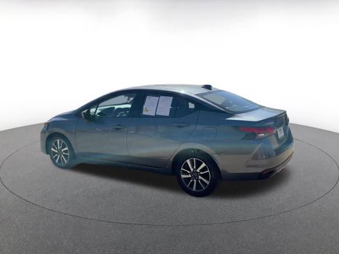 Used 2025 Nissan Versa SV image 10