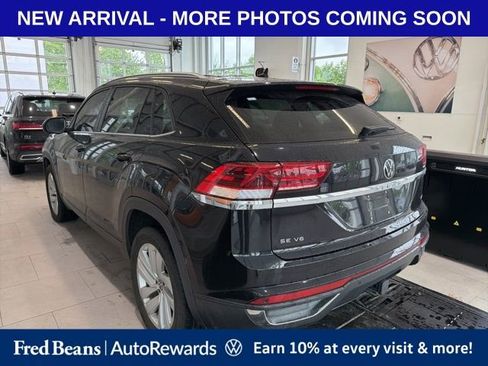 Used 2023 Volkswagen Atlas Cross Sport SE AWD/4WD image 3
