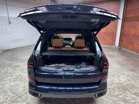 New 2026 BMW X7 xDrive40i image 28