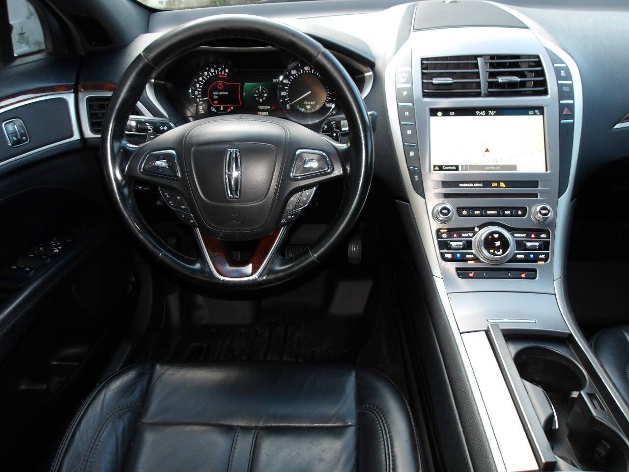 Used 2017 Lincoln MKZ Select w/ Select Plus Package FWD image 12