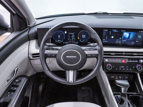 Certified 2025 Hyundai Tucson SEL image 20