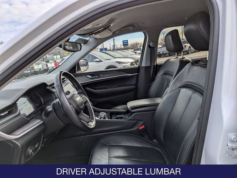 Used 2022 Jeep Grand Cherokee L Limited AWD/4WD image 10
