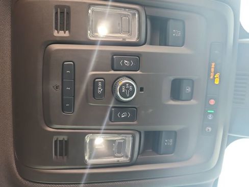 Used 2023 Chevrolet Tahoe LT w/ LT Signature Plus Package image 18