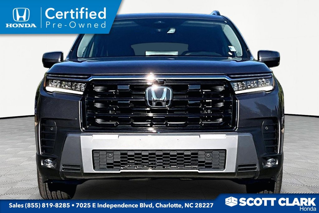 Certified 2026 Honda Pilot Touring image 2