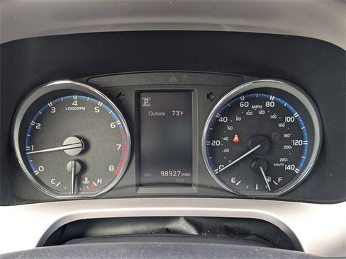 Used 2018 Toyota RAV4 Limited image 35