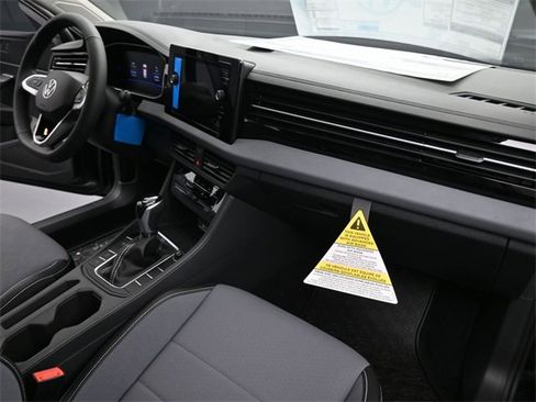 New 2026 Volkswagen Jetta SE image 27