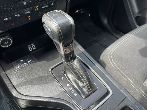 Used 2019 Ford Ranger XLT w/ Equipment Group 302A Luxury RWD image 38