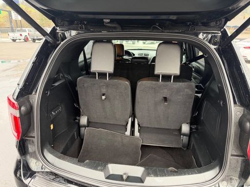 Used 2018 Ford Explorer Sport w/ Equipment Group 401A image 20