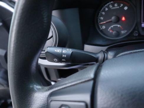 Used 2019 Toyota Tacoma SR image 24