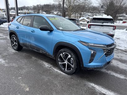 Used 2025 Chevrolet Trax RS w/ Sunroof Package