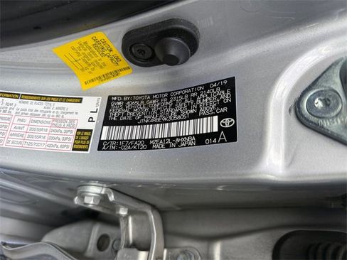 Used 2019 Toyota Corolla SE image 32