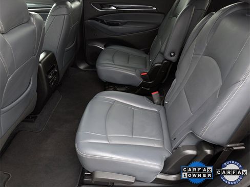 Used 2024 Buick Enclave Premium image 22