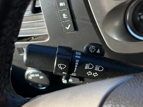 Used 2013 Chevrolet Silverado 1500 LT image 34