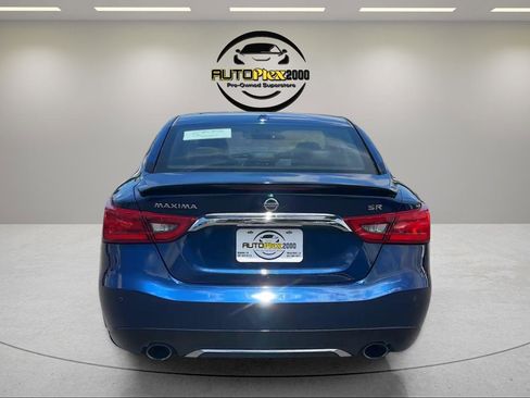 Used 2017 Nissan Maxima SR w/ Midnight Edition FWD image 6