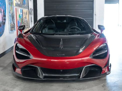 Used 2018 McLaren 720S image 12