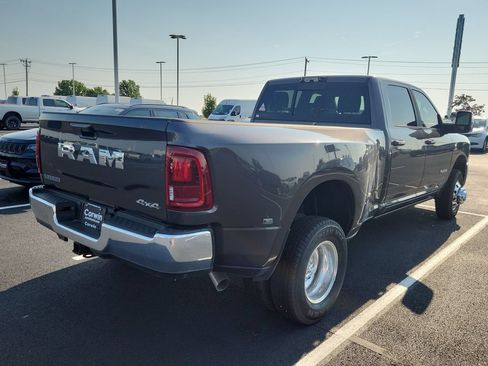New 2026 RAM 3500 Laramie AWD/4WD image 8