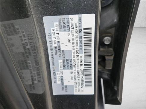 Used 2023 MAZDA MAZDA3 s image 22