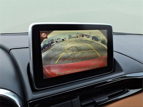 Used 2017 FIAT 124 Spider Lusso image 23